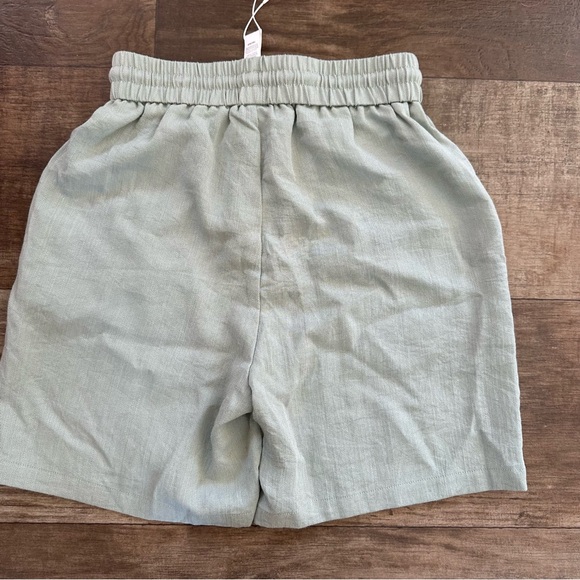 New HALARA high waisted draw string casual linen feel shorts - Picture 7 of 7